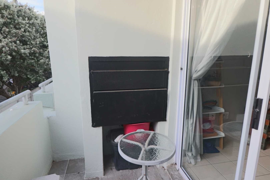 2 Bedroom Property for Sale in Parklands Western Cape